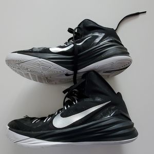 Nike basketball shoes